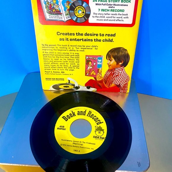 HUCKLEBERRY HOUND VTG 60s AT THE FIREHOUSE PETER PAN VINYL RECORD & STORYBOOK 7” - Picture 15 of 16